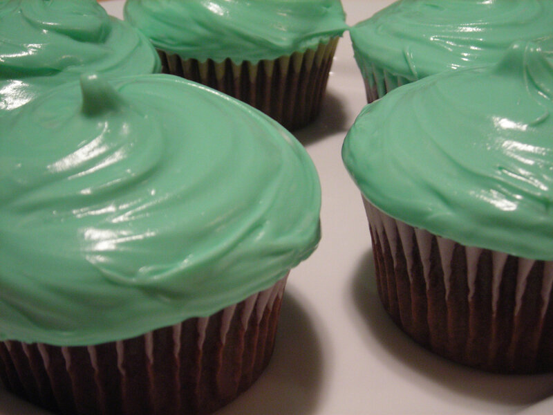 Cupcakes with Green Frosting — Neutral