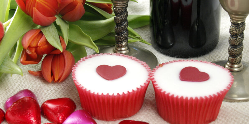 Cupcakes with Heart Decorations — Red