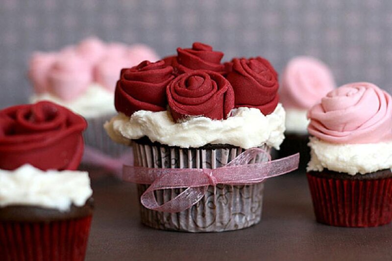 Cupcakes with Rose Decorations