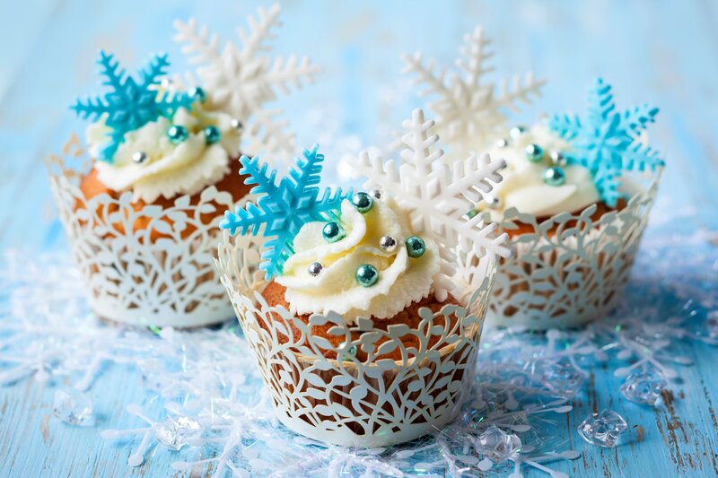 Cupcakes with Snowflakes — Blue