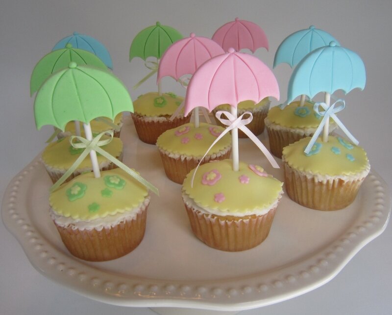 Cupcakes with Umbrellas