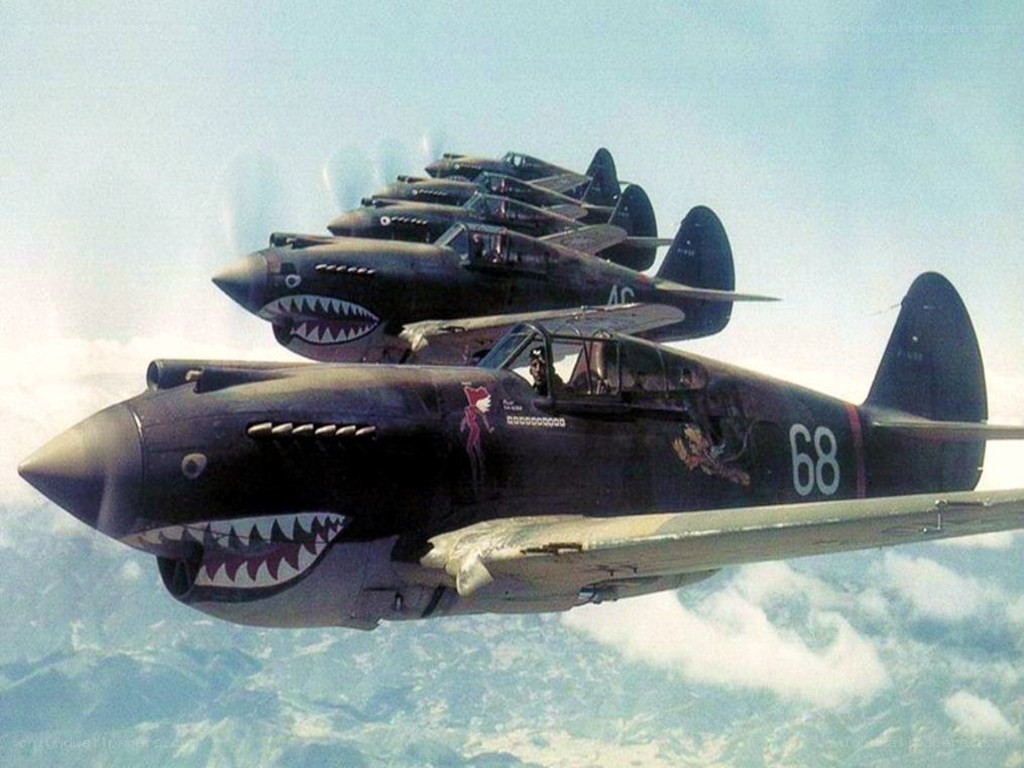 Curtiss P-40 Warhawks in formation