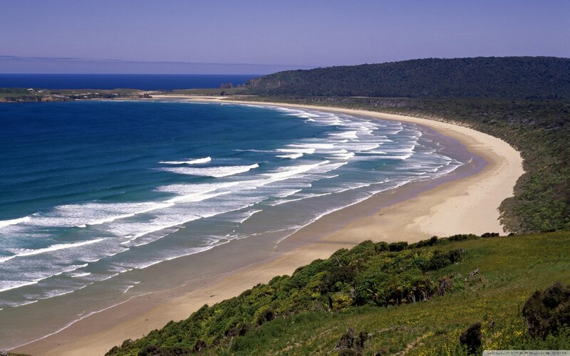 Curved Beach with Waves — Blue, Serene
