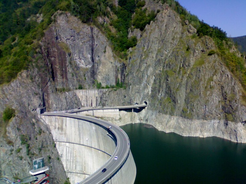 Curved Dam Bridge