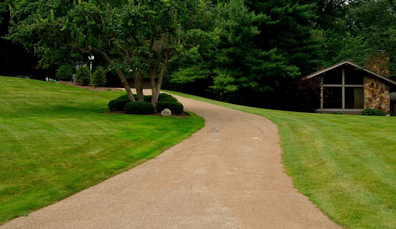 Curved Gravel Driveway