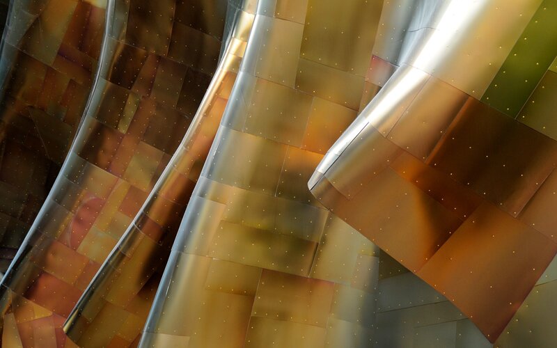 Curved Metallic Panels — Gold, Dramatic