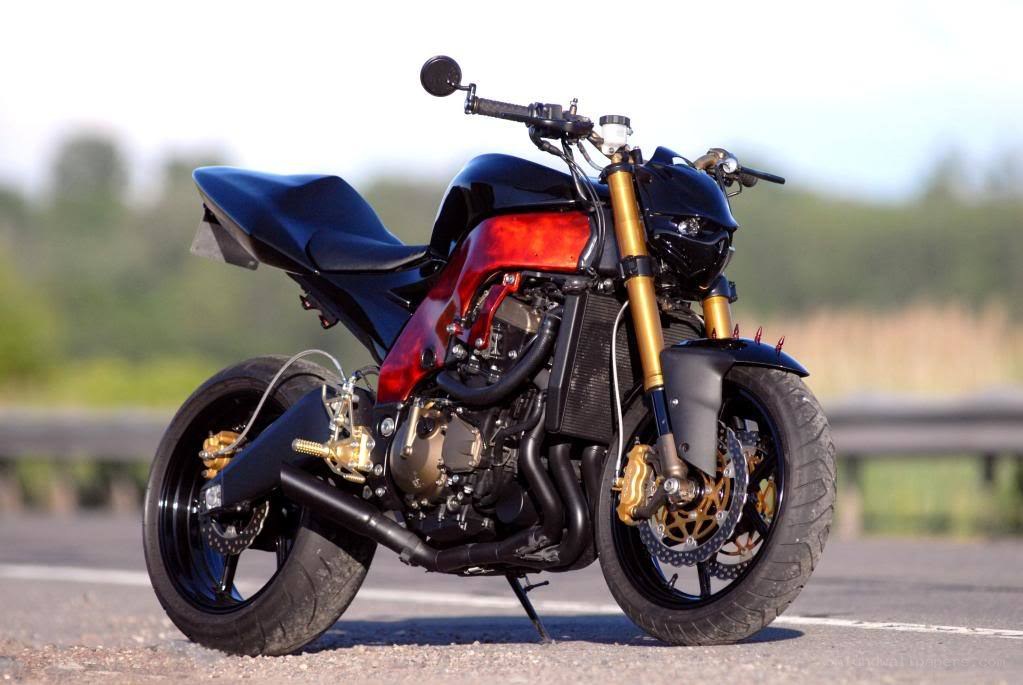 custom black and red motorcycle