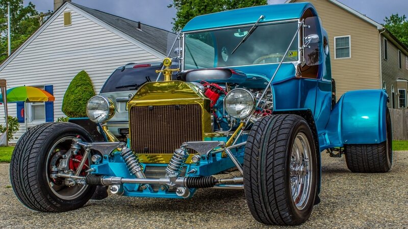Custom Blue Hot Rod — Showcase, Afternoon