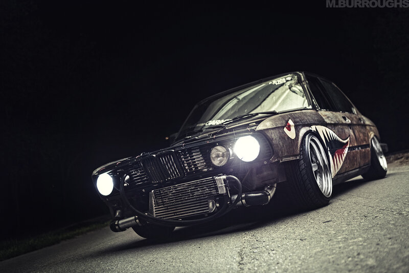 custom bmw with shark graphics
