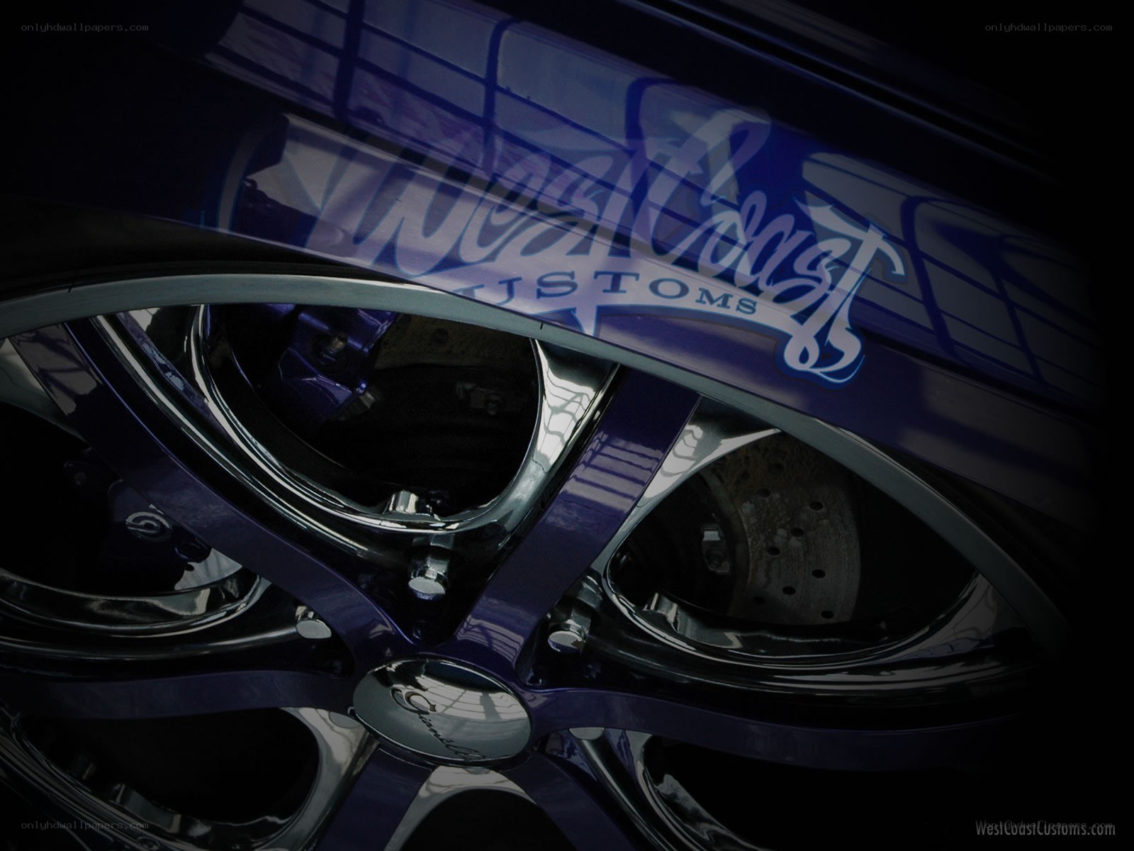 custom car wheel close-up