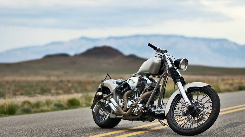 Custom Chopper Motorcycle — Gray, Serene