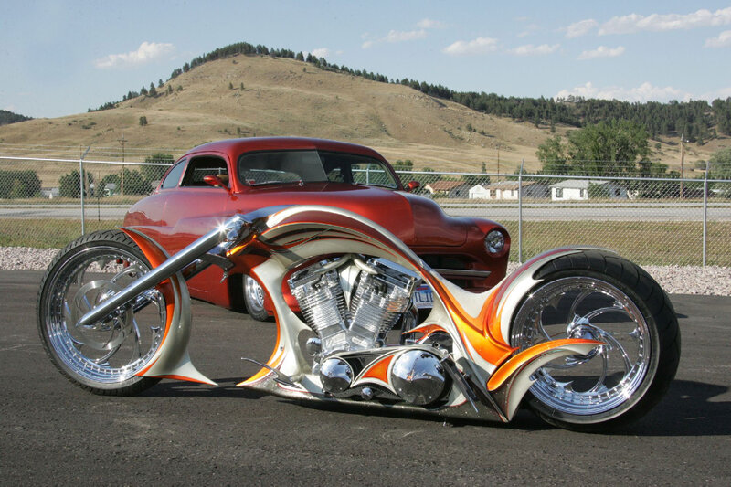 Custom Chopper Motorcycle — Orange, Outdoor