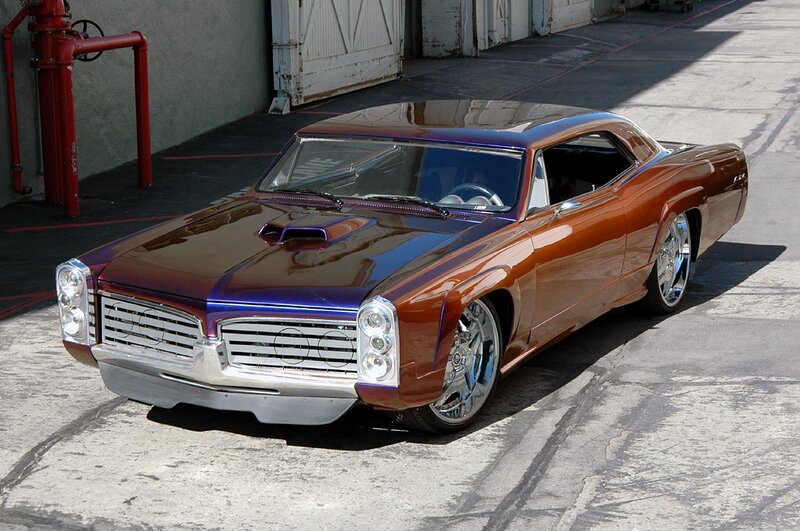 Custom Classic Car — Brown