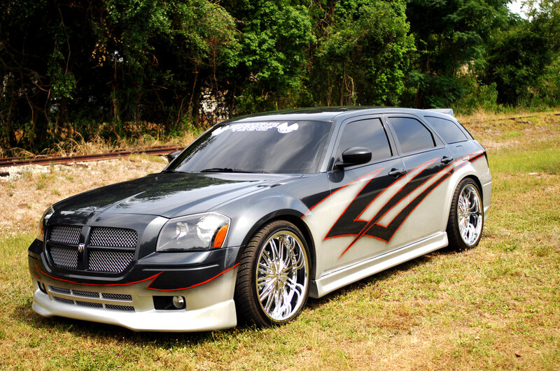 custom dodge magnum station wagon