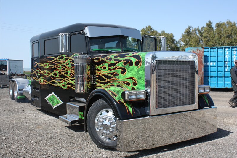 Custom Flame-painted Truck — Black, Outdoor