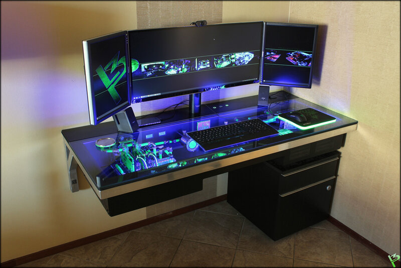 Custom Gaming Desk — Black