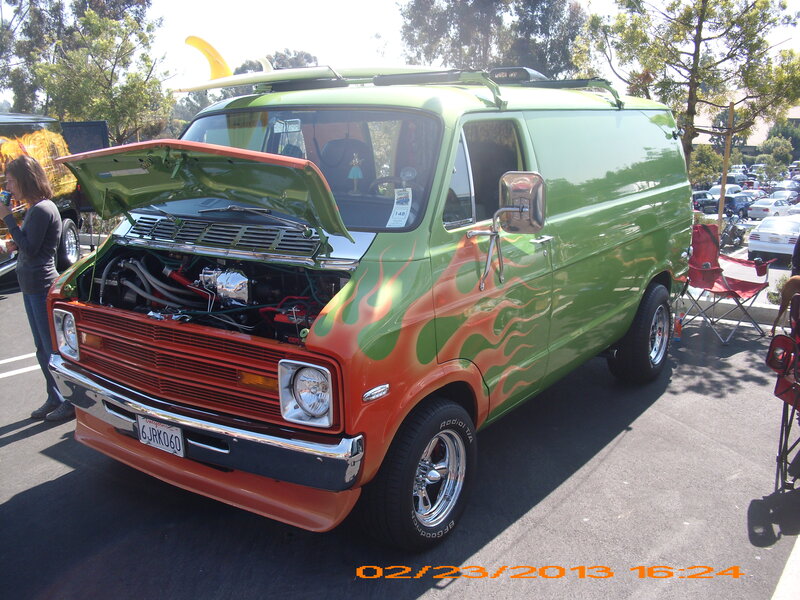 Custom Green Van — Outdoor