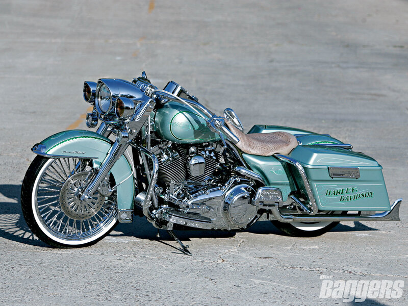 Custom Harley-davidson Motorcycle — Green
