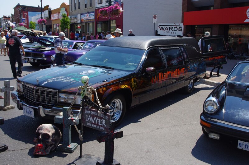Custom Hearse Car — Black