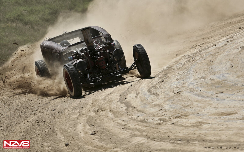 Custom Hot Rod Car — Brown, Dynamic