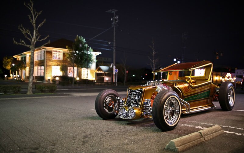 Custom Hot Rod Car — Gold, Dramatic