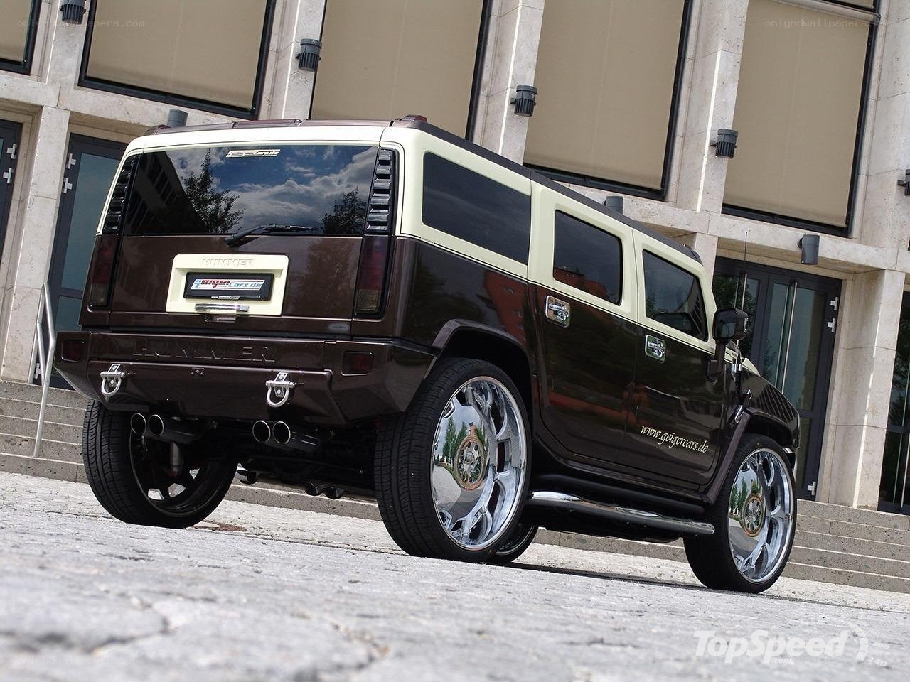 Custom Hummer H2 SUV