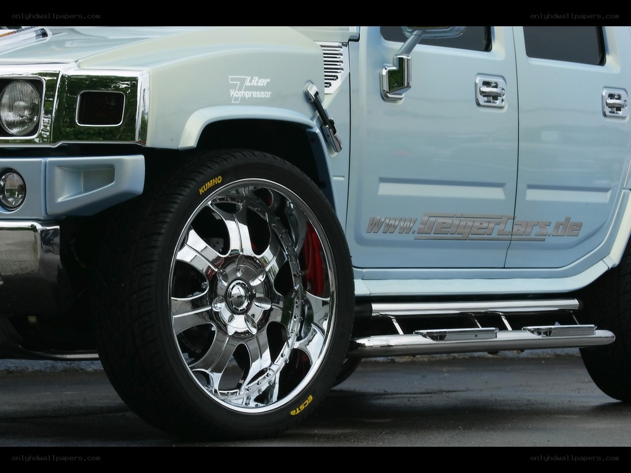 Custom Hummer H2 wheel
