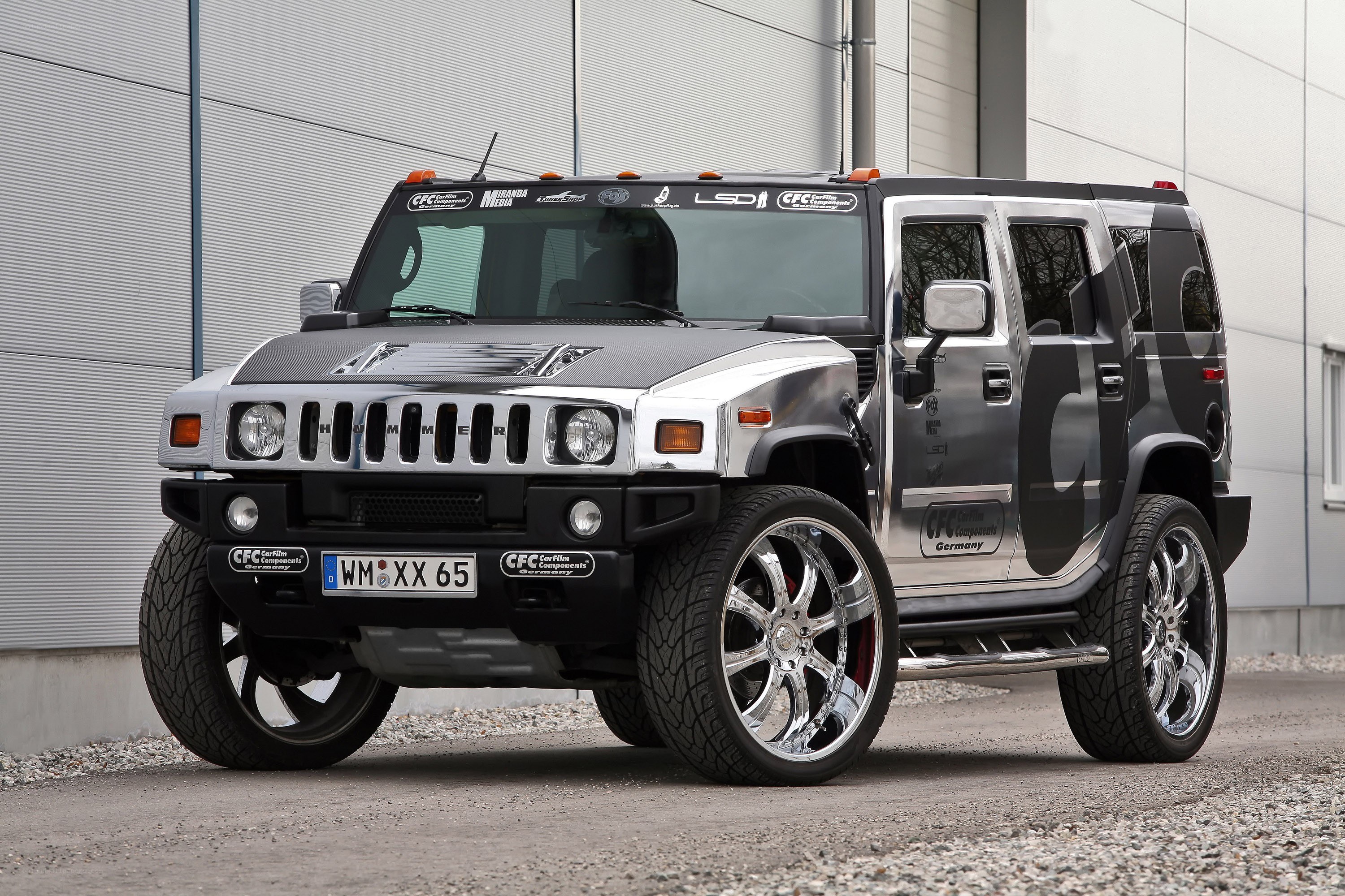 Custom Hummer H2 with chrome wheels