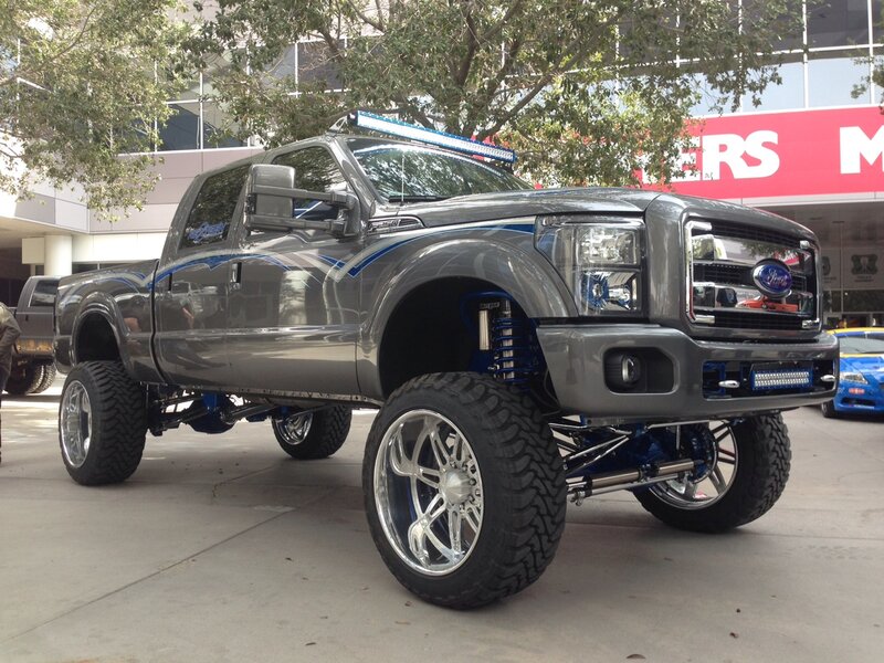 Custom Lifted Truck — Gray, Showcase