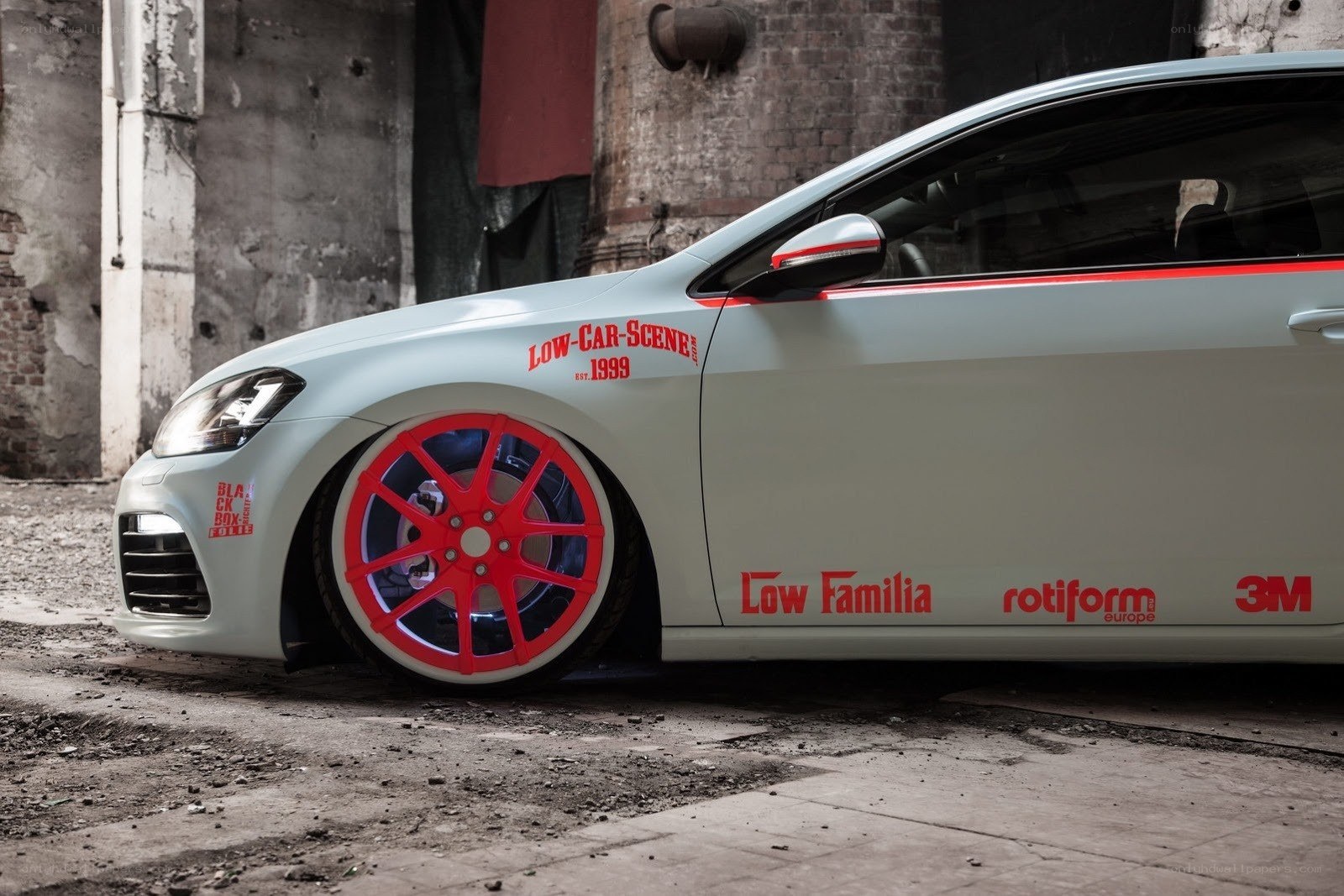 Custom lowrider car