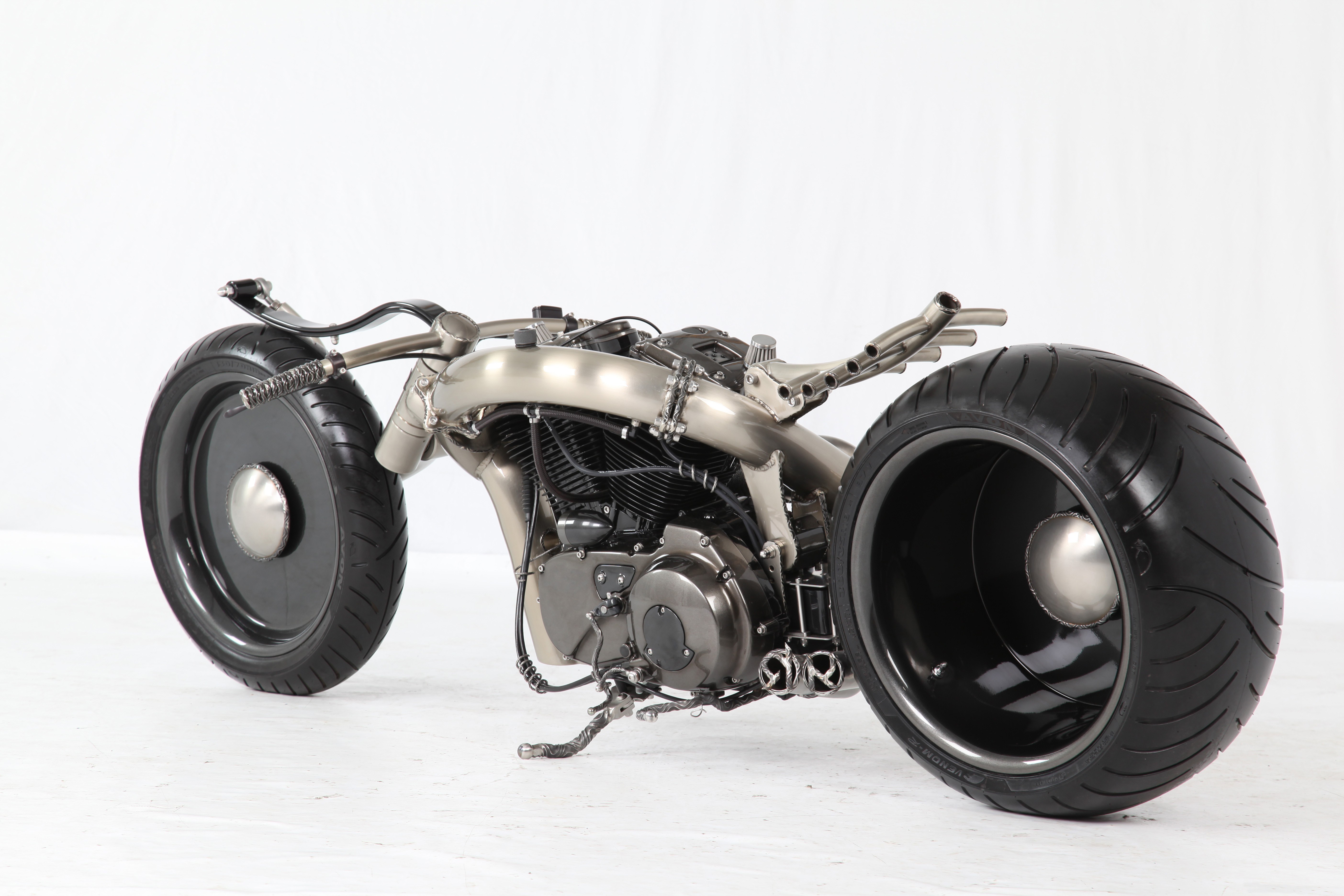 Custom motorcycle with wide tires