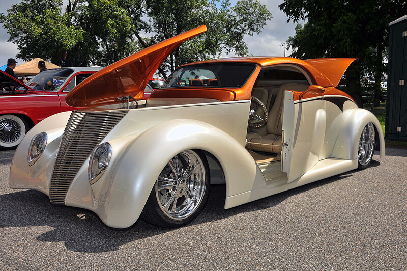 Custom Orange and White Car — Showcase