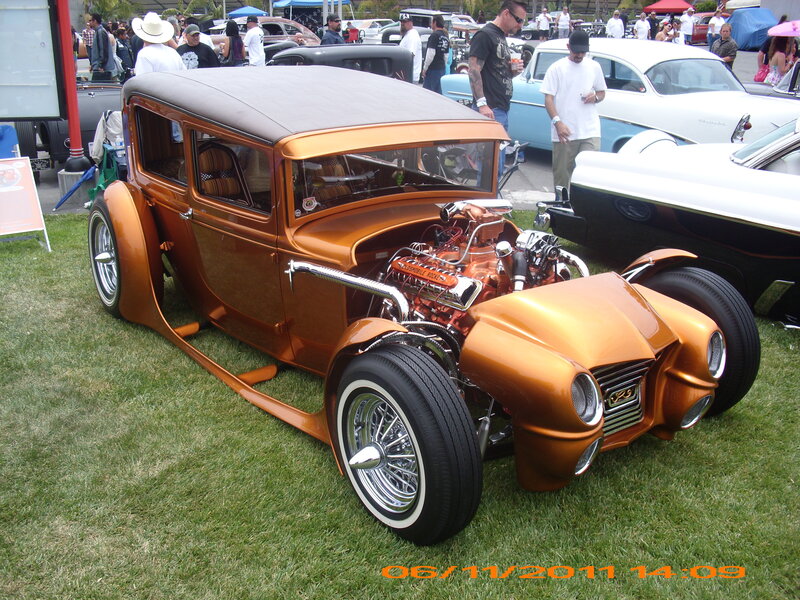 Custom Orange Hot Rod — Outdoor