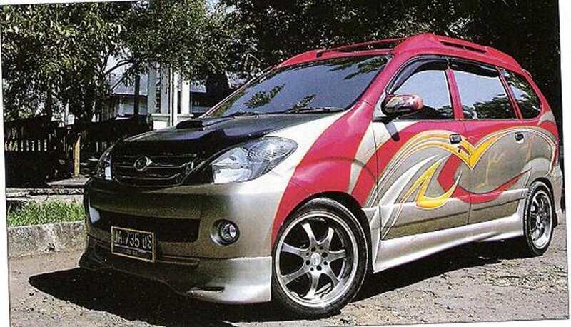 custom painted minivan