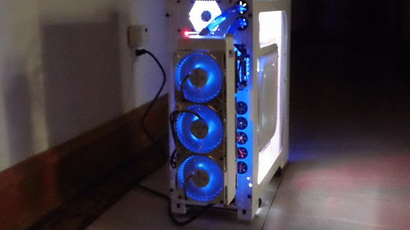 Custom Pc Case — Blue