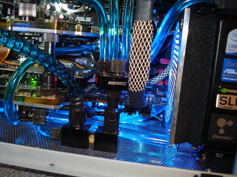 custom pc with liquid cooling