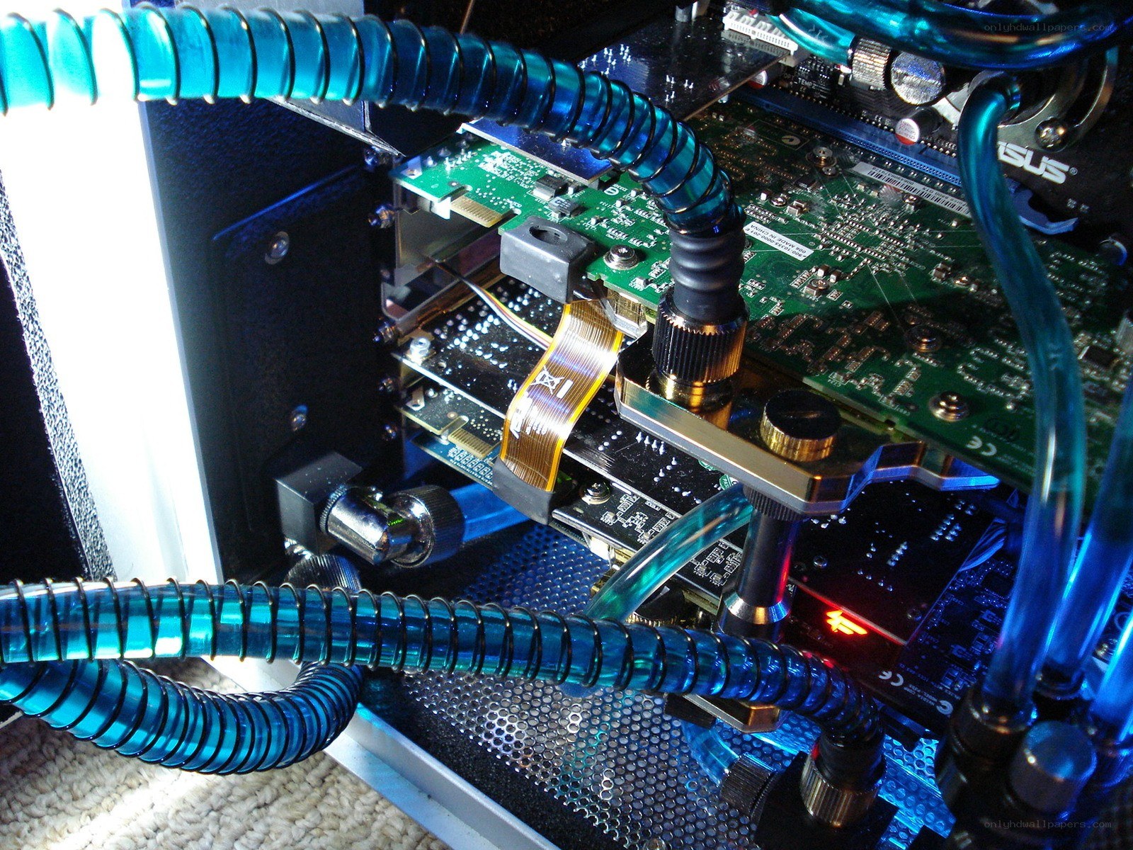 Custom PC with liquid cooling