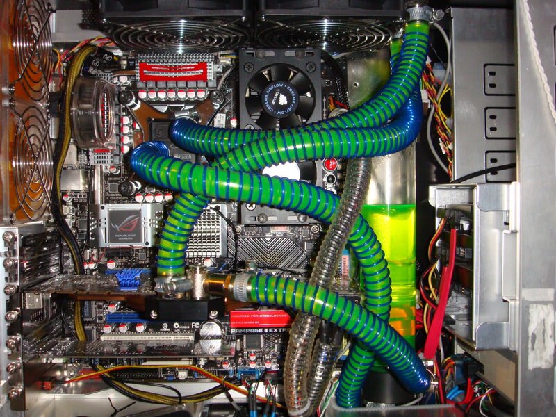 Custom PC with liquid cooling