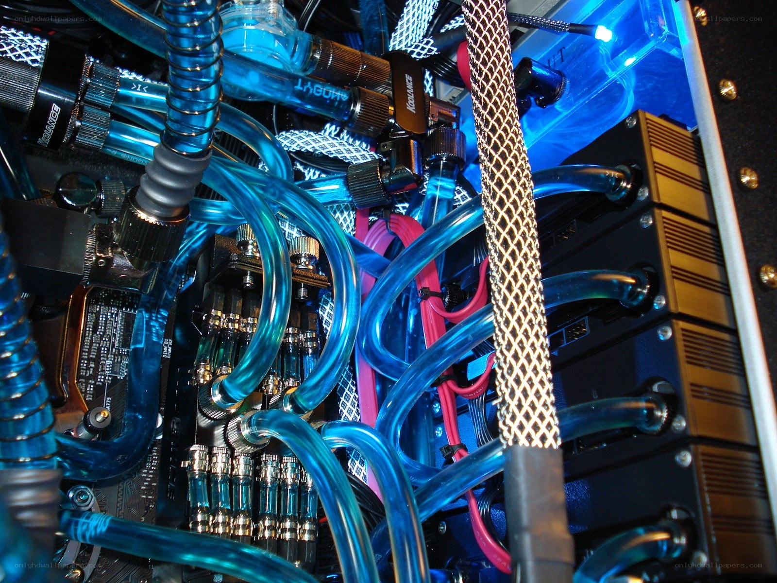 Custom PC with liquid cooling