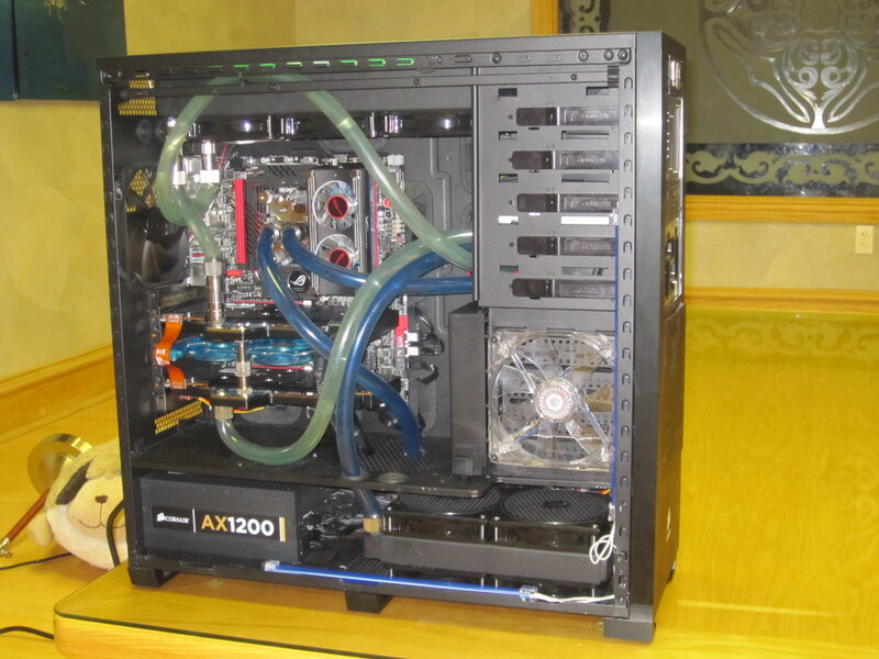 Custom Pc with Liquid Cooling — Black