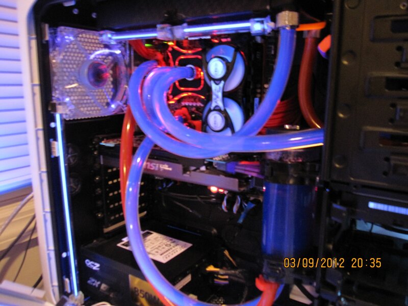 Custom Pc with Liquid Cooling — Blue