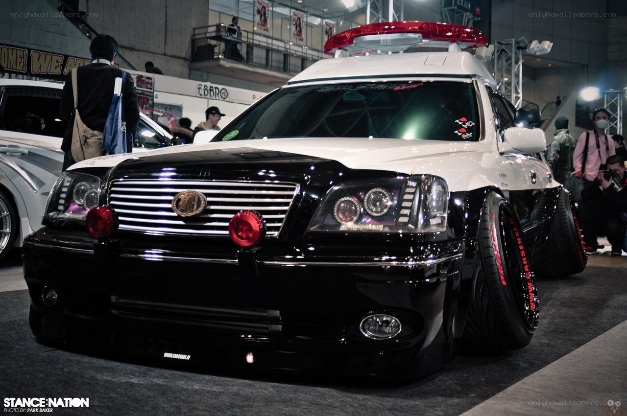 custom police car at auto show