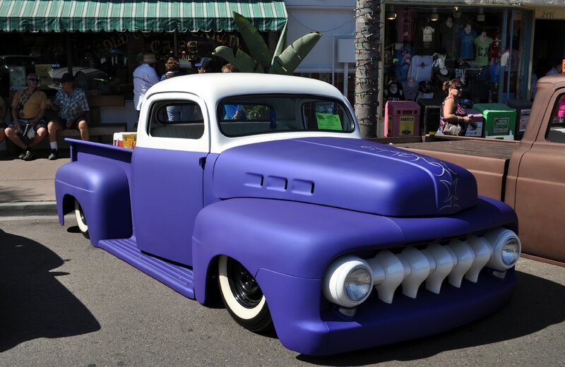 Custom Purple Pickup Truck — Outdoor