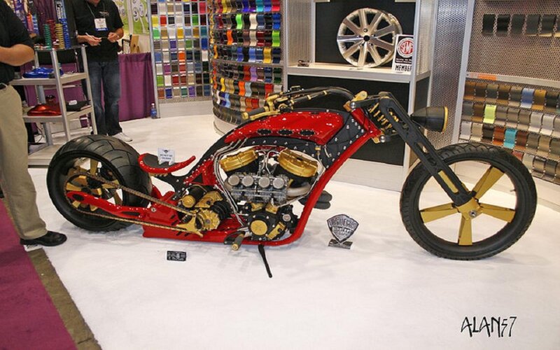 Custom Red and Gold Chopper — Neutral