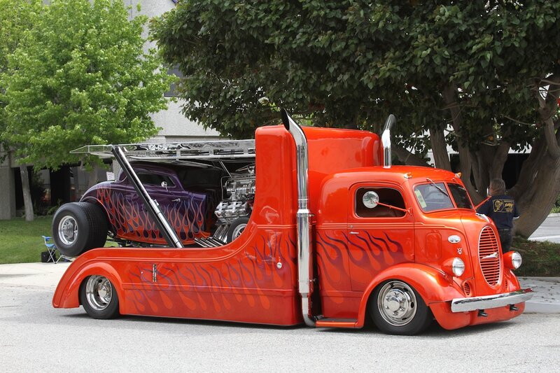 Custom Red Tow Truck — Showcase