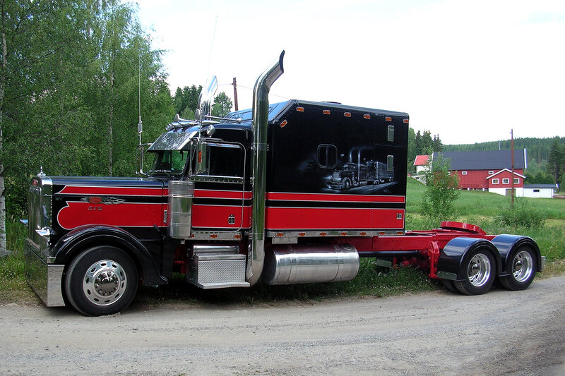 Custom Semi-truck — Black, Calm