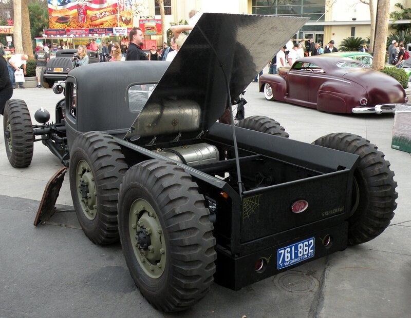 Custom six-wheel truck at car show