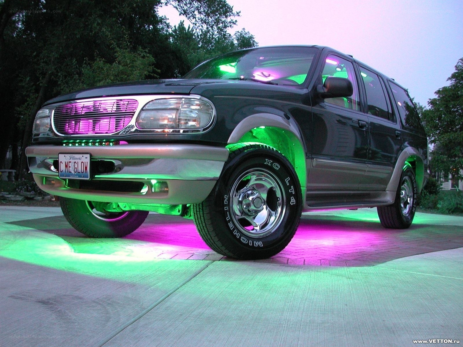 custom suv with neon lights