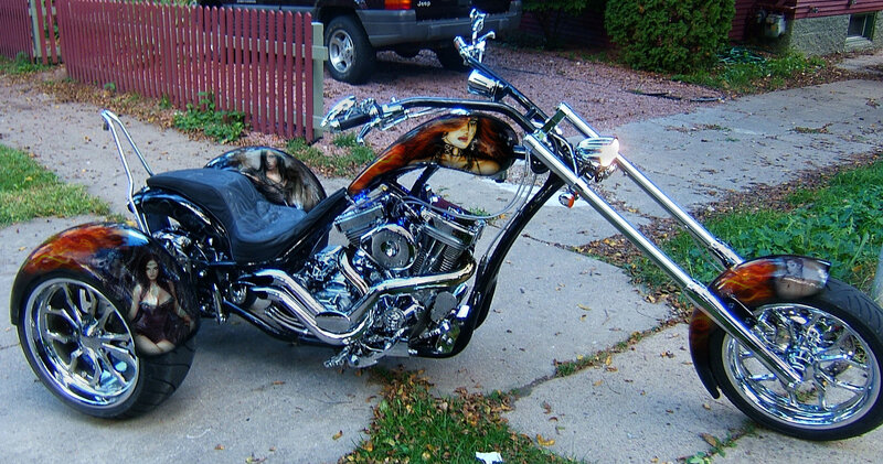 custom trike with flame art