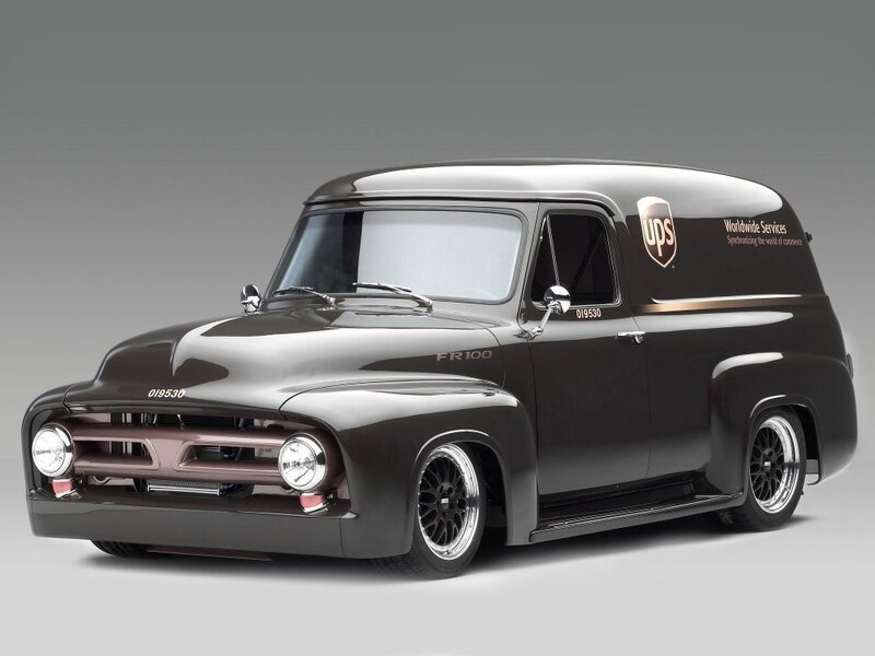 Custom Ups Delivery Van — Black, Professional